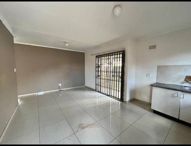 3 BEDROOM HOUSE FOR SALE IN SALFIN